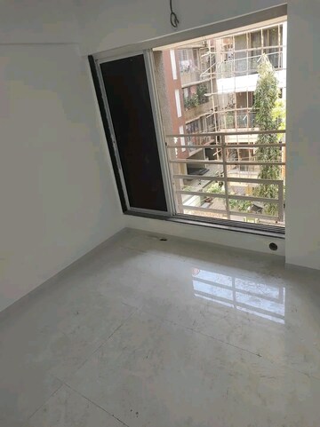 Room in 2 BHK Apartment at Agarwal Krish Garden, Nalasopara West – for Sale