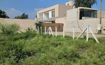 Plot For Sale in Bicholi Mardana