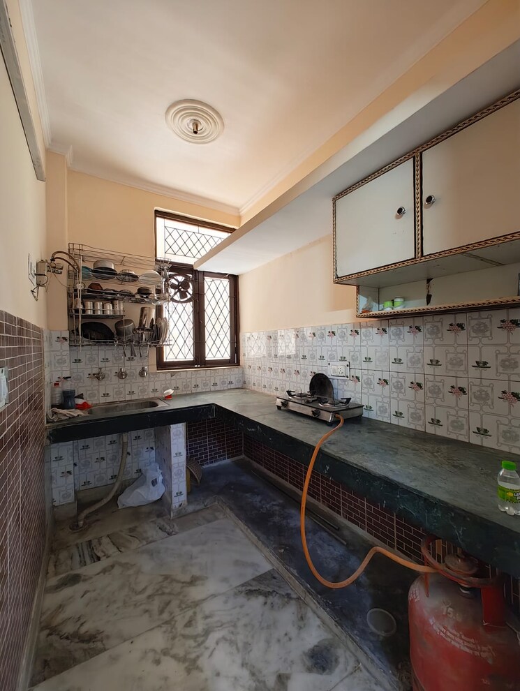 Kitchen, govindpuri 2 Bedroom 650 Sq.Ft. Builder Floor In Govindpuri Delhi 8671176
