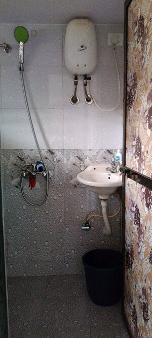 Bathroom in 2 BHK Apartment at Sky Avenue, Nalasopara West – for Sale