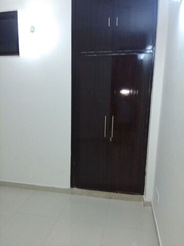 Furnished Amenities in 2 BHK Builder Floor at Rajouri Garden – for Rent