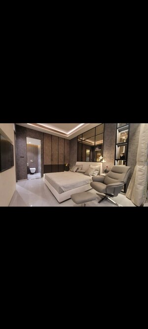 Bedroom in 1 BHK Apartment at Andheri West – for Sale