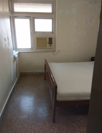 1 BHK Apartment For Rent in Colaba Court, Colaba