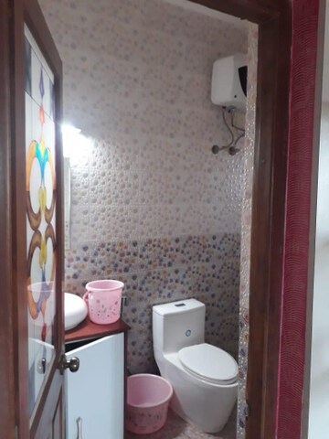 Bathroom in 4 BHK Villa at Porvorim – for Rent
