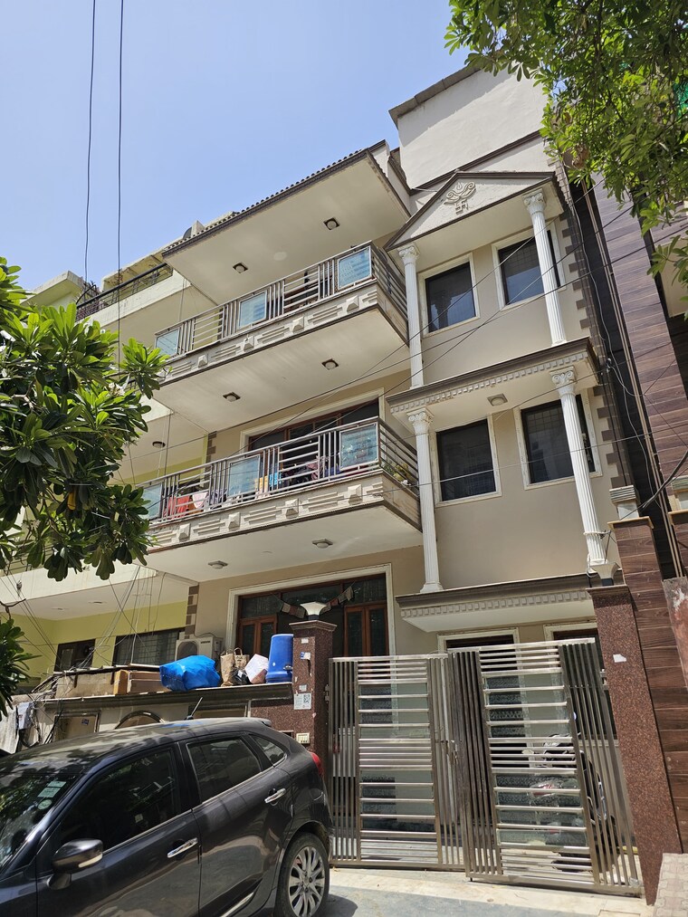 Exterior View, sector 27 6 Bedroom 162 Sq.Yd. Independent House In Sector 27 Gurgaon 8671347