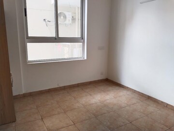 Room in 3 BHK Apartment at Sushma Joynest MOH, Bir Chhat – for Sale