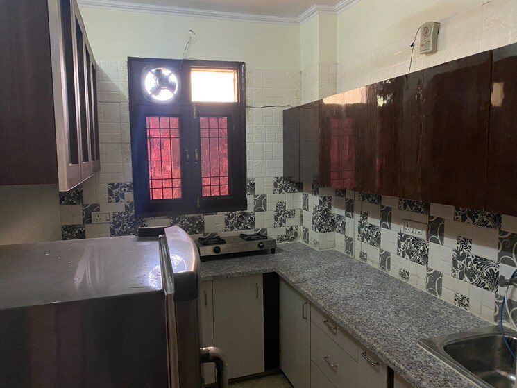 Kitchen, subhash nagar 2 Bedroom 110 Sq.Yd. Builder Floor In Subhash Nagar Delhi 8671359