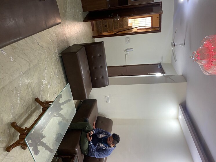 undefined, subhash nagar 2 Bedroom 110 Sq.Yd. Builder Floor In Subhash Nagar Delhi 8671359