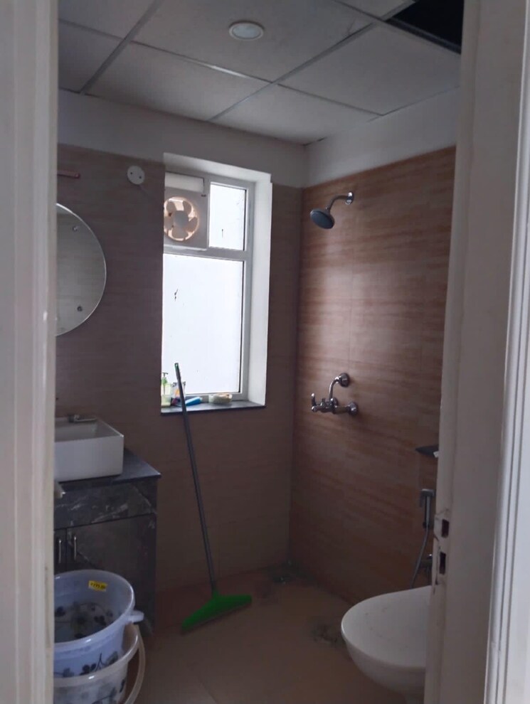 Bathroom, sushma-joynest-moh 3 Bedroom 1355 Sq.Ft. Apartment In Bir Chhat Chandigarh 8671375