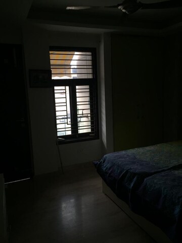 Room in 3 BHK Builder Floor at Rajouri Garden – for Rent