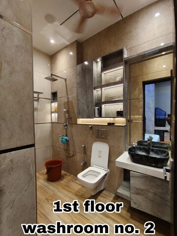 Attached Bathroom in 6 BHK Villa at Bahara Boj – for Sale