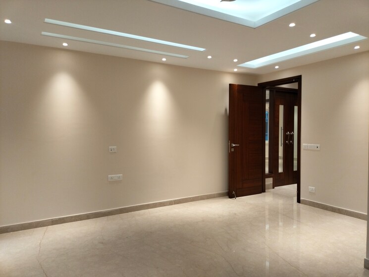 Room, rwa-hauz-khas-block-c-5 4 Bedroom 4500 Sq.Ft. Apartment In Hauz Khas Delhi 8671500