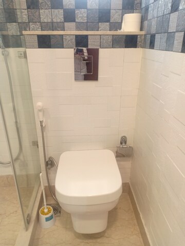 Bathroom in 3 BHK Apartment at Sarvapriya Vihar – for Rent