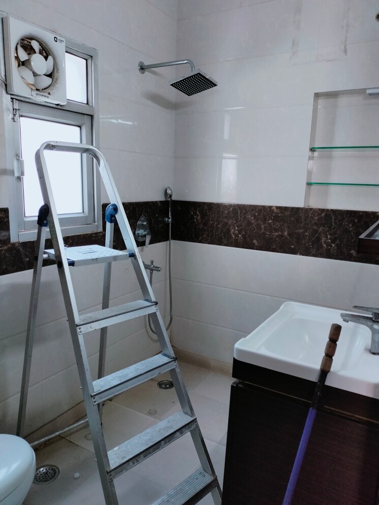 Other, sheikh sarai 4 Bedroom 2500 Sq.Ft. Apartment In Sheikh Sarai Delhi 8671600