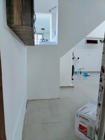  4 BHK Apartment at Sheikh Sarai – for Rent