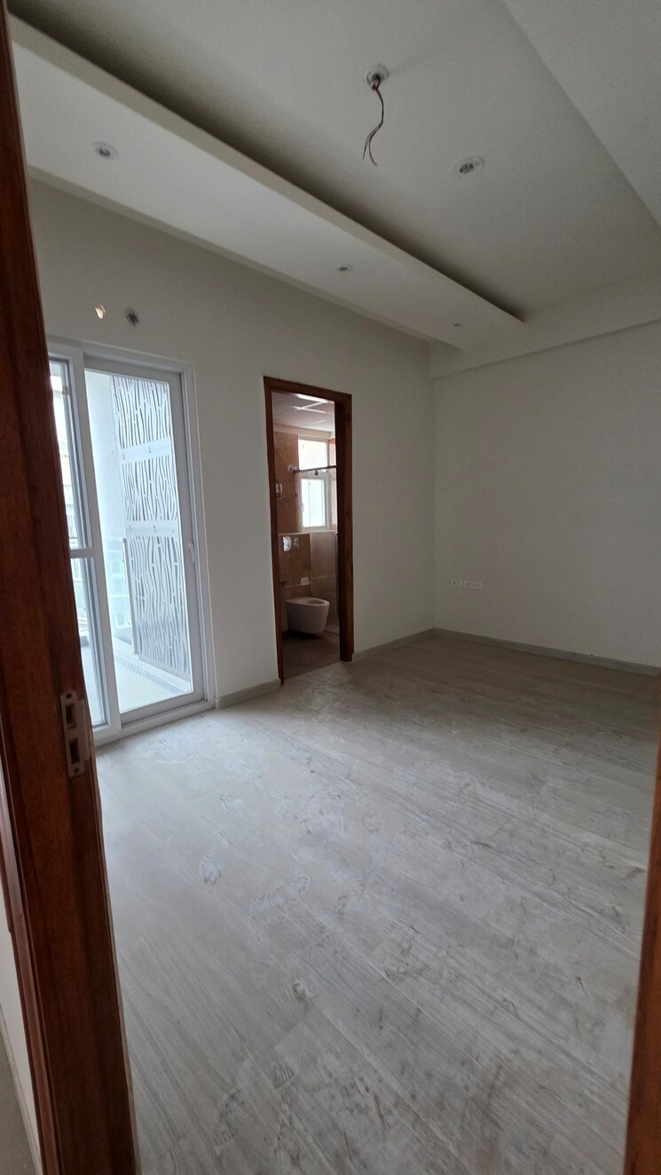 undefined, t-homes-phase-1 4 Bedroom 1950 Sq.Ft. Apartment In Siddharth Vihar Ghaziabad 8671657