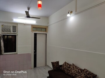 Living Room in 1.5 BHK Apartment at Nivara Deepanjali CHSL, Vile Parle East – for Rent