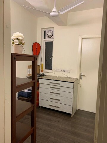 Bedroom in 3 BHK Apartment at DLF Park Place, Sector 54 – for Rent