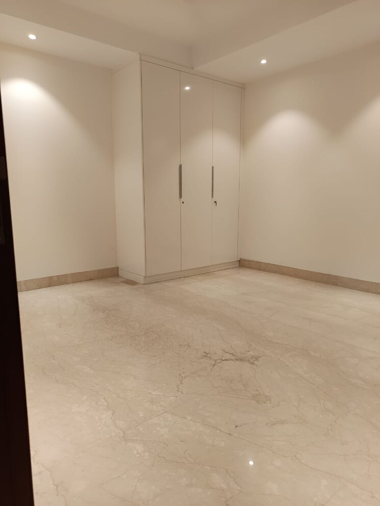 Room, greater kailash ii 4 Bedroom 2700 Sq.Ft. Apartment In Greater Kailash ii Delhi 8671689