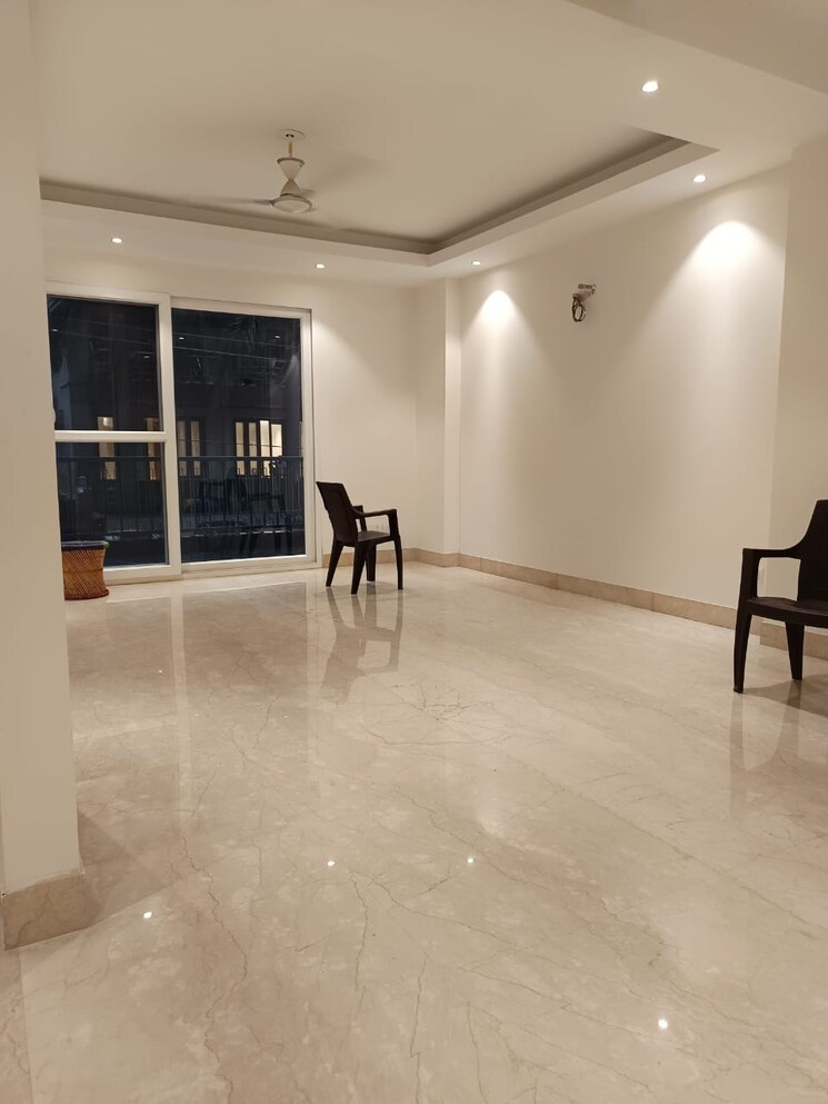 Room, greater kailash ii 4 Bedroom 2700 Sq.Ft. Apartment In Greater Kailash ii Delhi 8671689