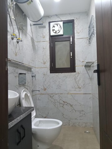 Bathroom in 3 BHK Apartment at East of Kailash Block-B RWA, East Of Kailash – for Rent