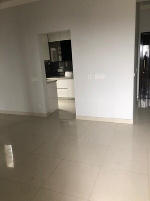 Room in 3 BHK Apartment at Central Park Flower Valley Aqua Front Towers, Sohna Sector 33 – for Sale