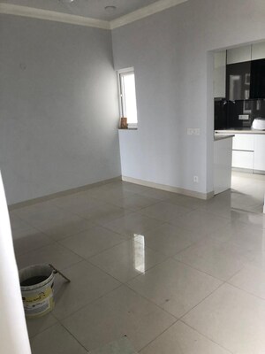 Room in 3 BHK Apartment at Central Park Flower Valley Aqua Front Towers, Sohna Sector 33 – for Sale