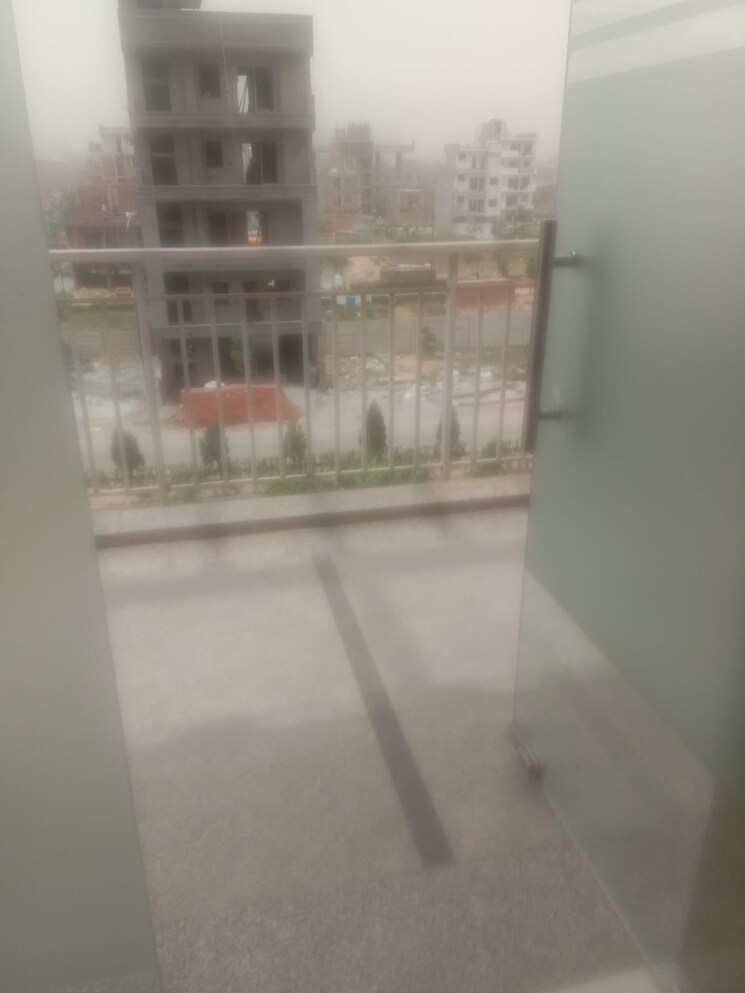 undefined, puri-81-business-hub Commercial Office Space 300 Sq.Ft. In Sector 81 Faridabad 8671590