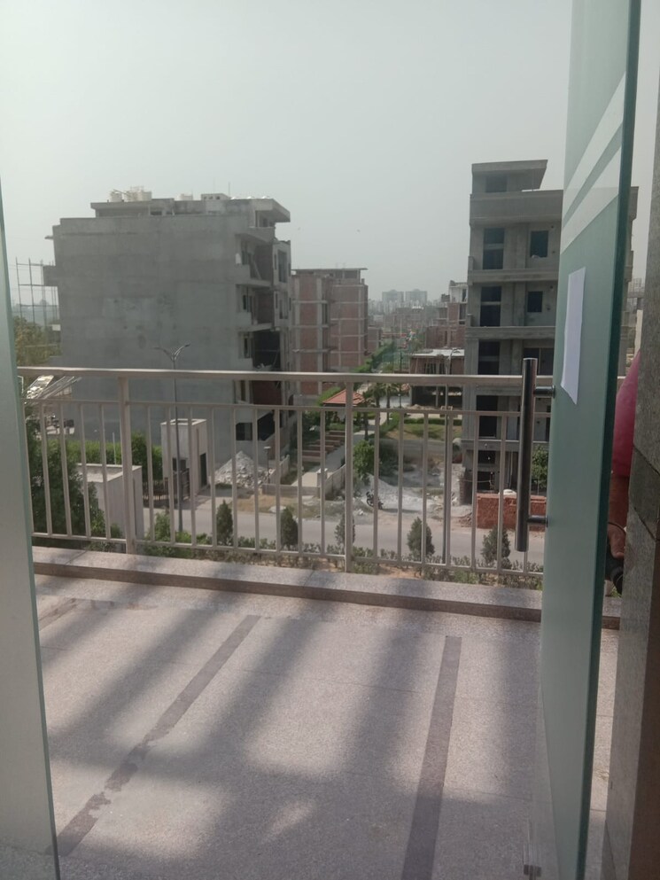 Exterior View, puri-81-business-hub Commercial Office Space 300 Sq.Ft. In Sector 81 Faridabad 8671590