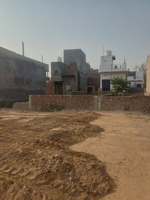  Plot For Sale in Dheeraj Nagar
