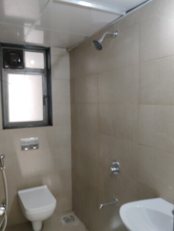 Room in 2 BHK Apartment at Runwal Eirene, Balkum Pada – for Rent