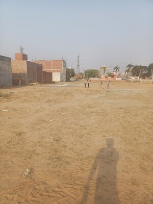  Plot For Sale in Dheeraj Nagar