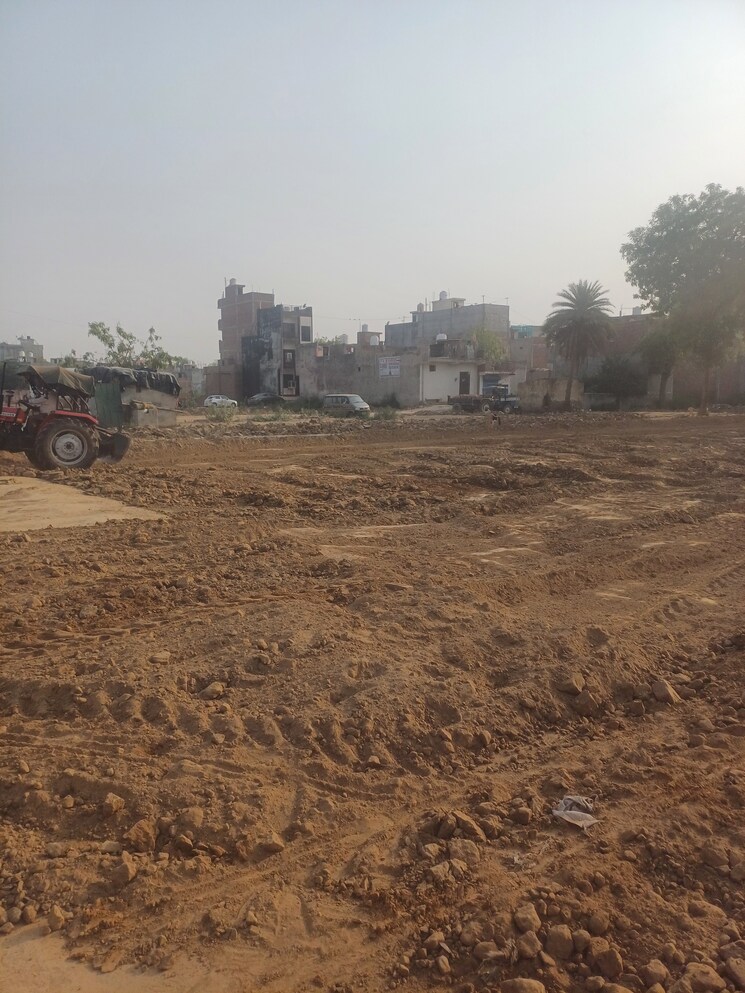undefined, dheeraj nagar  134 Sq.Yd. Plot In Dheeraj Nagar Faridabad 8671884