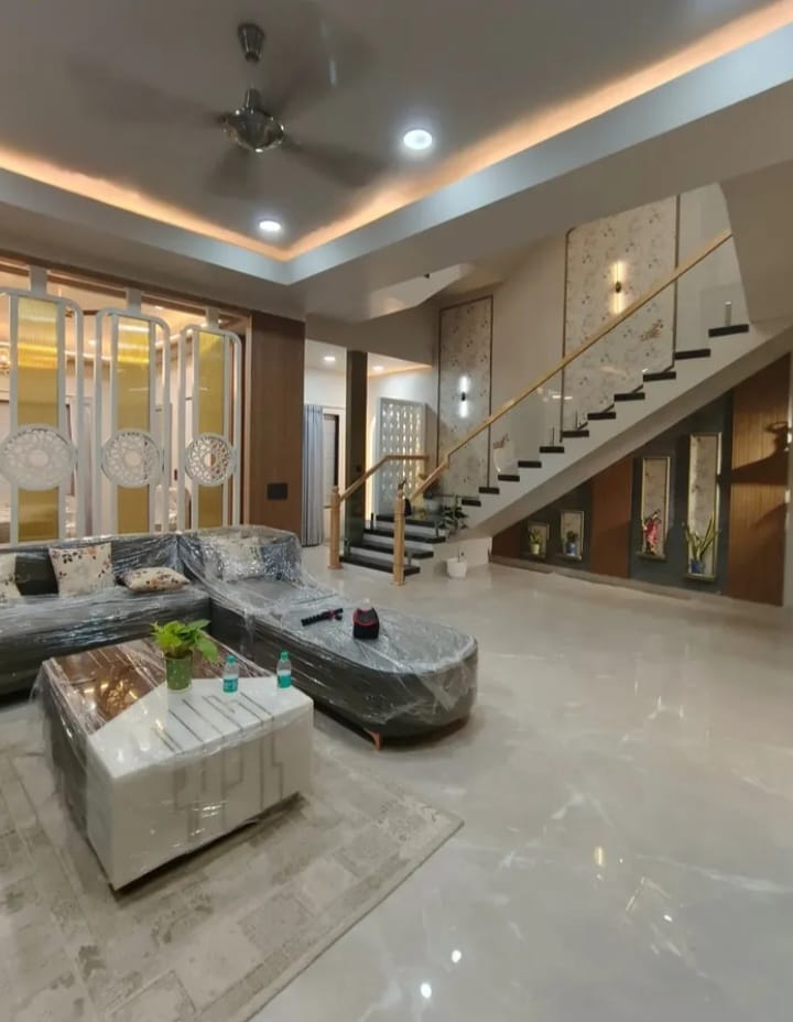 3 BHK + Pooja Room,Extra Room Builder Floor For Sale in Building Floor 