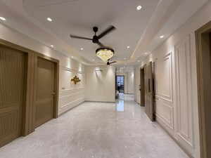 Room in 4 BHK Builder Floor at Srishti Greenfield Homes, Green Fields Colony – for Sale