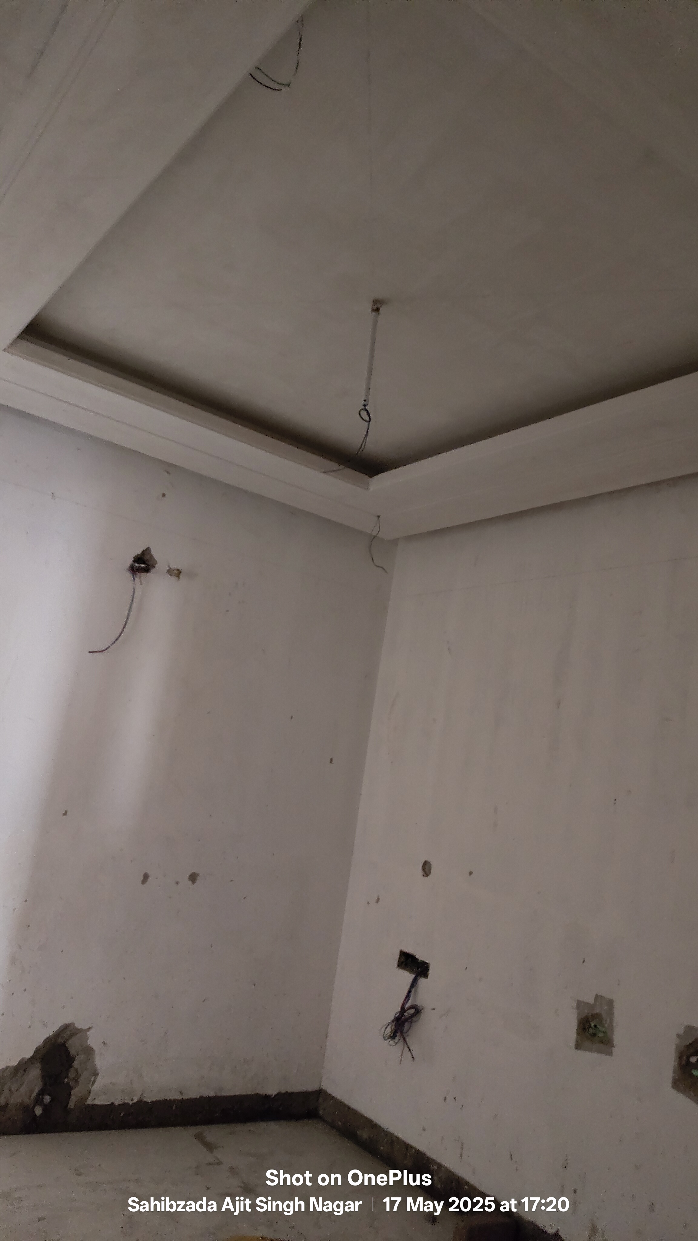 3 BHK + Extra Room Apartment For Sale in D R Estate 