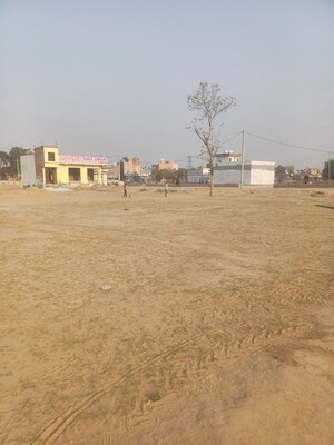  Plot For Sale in Dheeraj Nagar