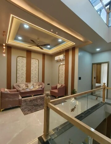 Living Room in 5 BHK Builder Floor at Sector 29 – for Sale