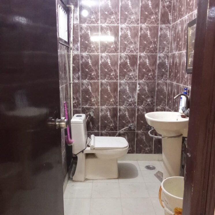 Bathroom, paryavaran-apartment 1 Bedroom 55 Sq.Yd. Builder Floor In Budella Delhi 8672047