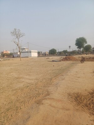  Plot For Sale in Dheeraj Nagar