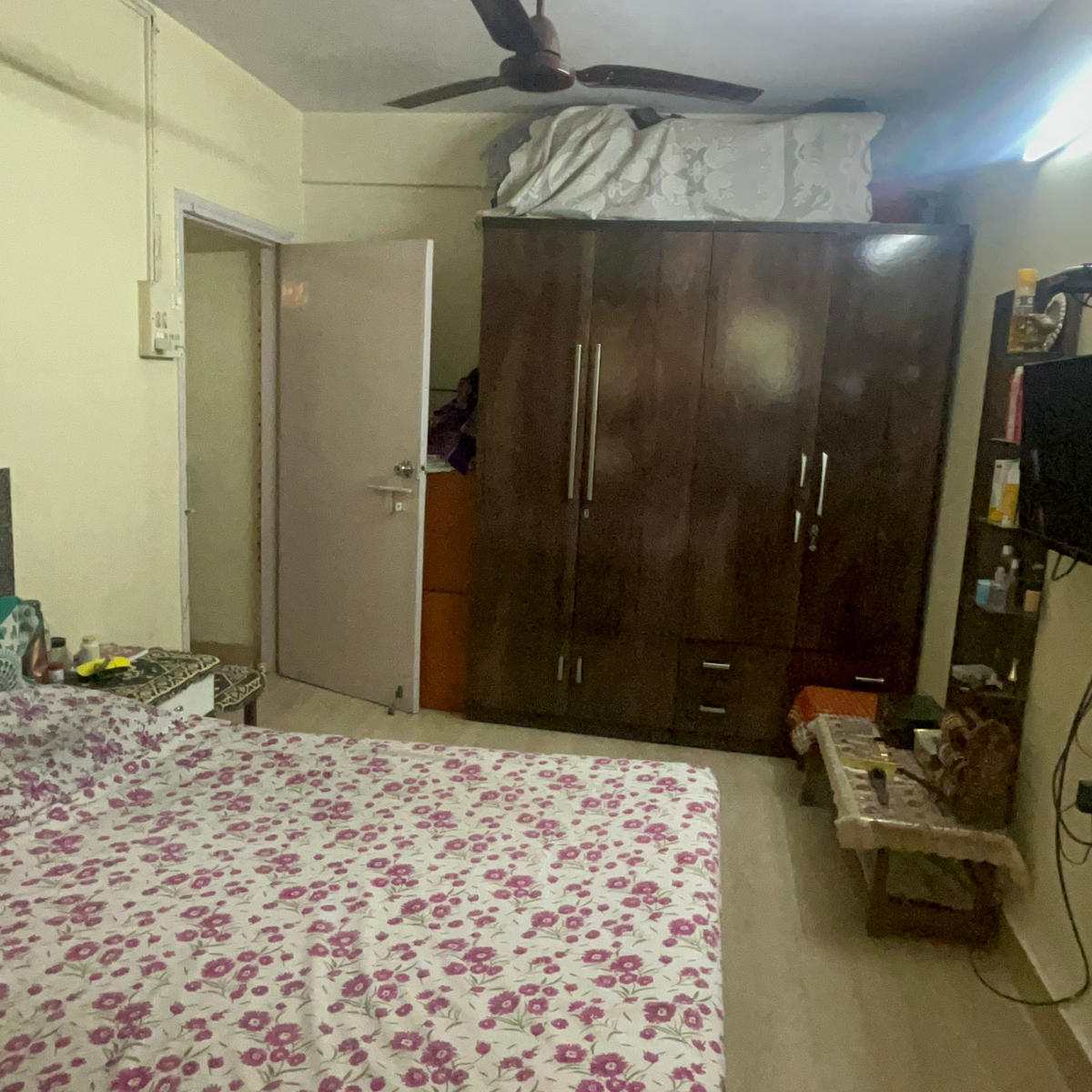 2 BHK Apartment For Rent in Satelite Garden Goregaon 