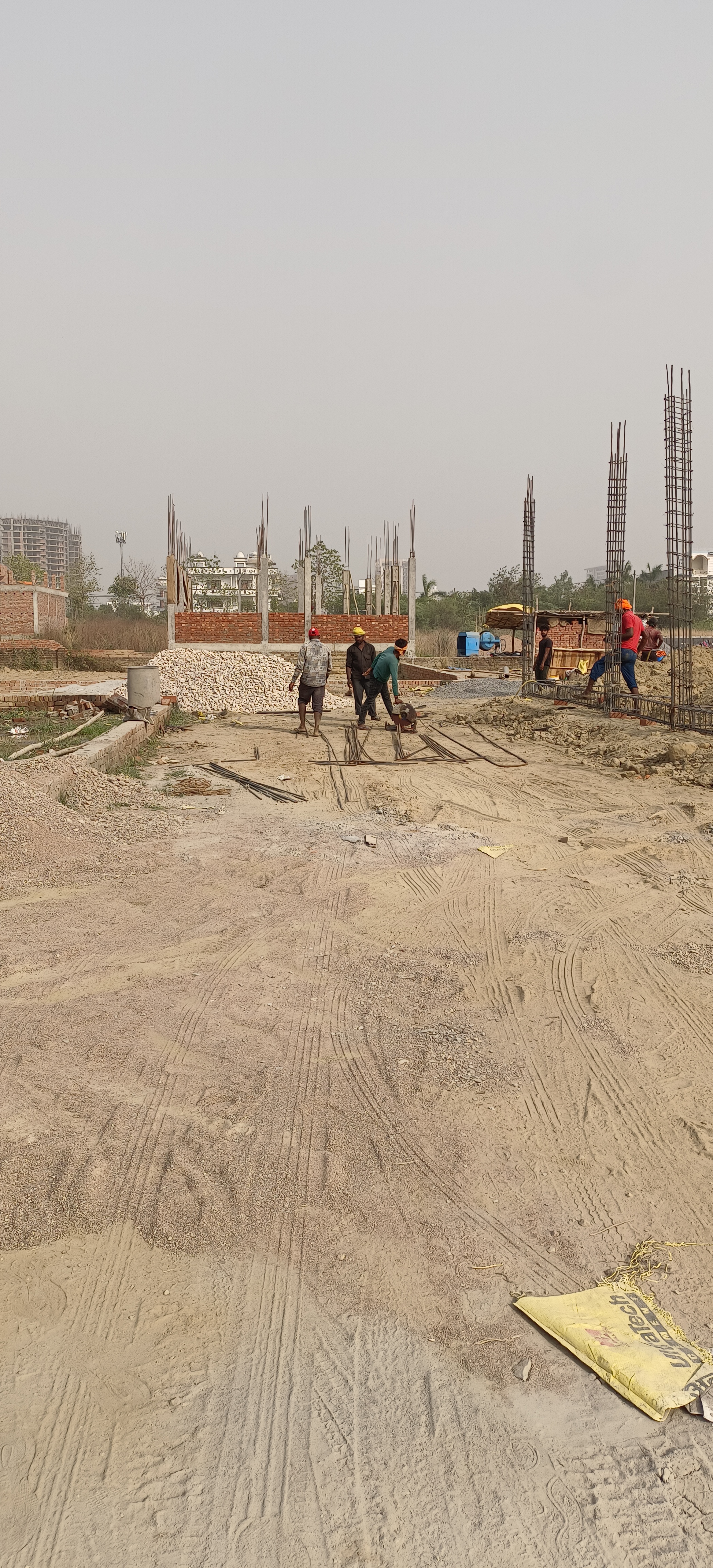 Plot For Sale in Gosainganj