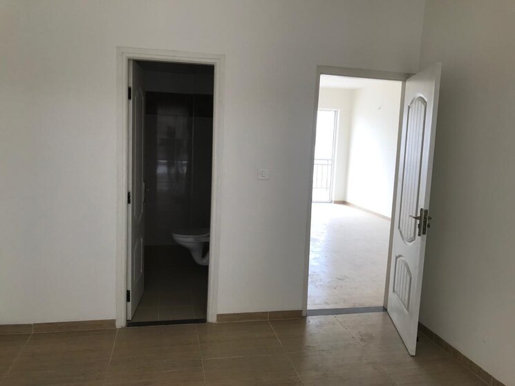 Room, sushma-valencia 3 Bedroom 1800 Sq.Ft. Apartment In International Airport Road Zirakpur 8672066