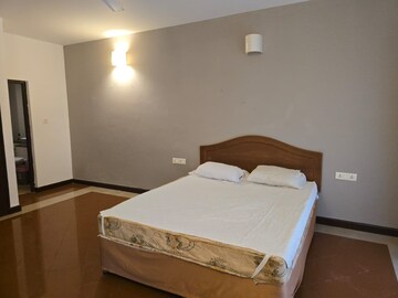 Bedroom in 2 BHK Apartment at Arpora – for Rent