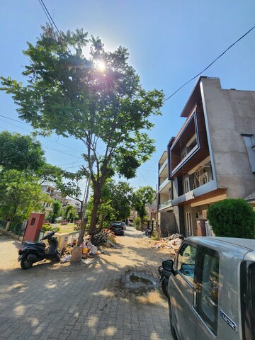 6+ BHK Independent House – Exterior View View at Lohgarh - for Sale