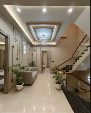 4 BHK Builder Floor For Sale in Sector 33