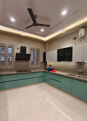 Kitchen in 4 BHK Builder Floor at Sector 33 – for Sale