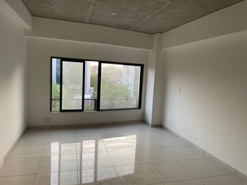  Office Space For Rent in Sun Westbank, Navrangpura