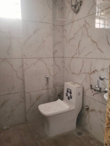 Master Bedroom in 2 BHK Builder Floor at Hsr Layout – for Rent