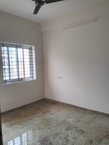 Room in 2 BHK Builder Floor at Hsr Layout – for Rent